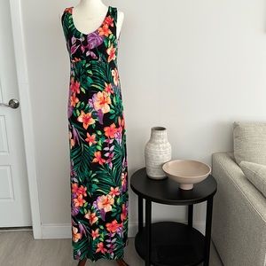 Tommy Bahama maxi dress